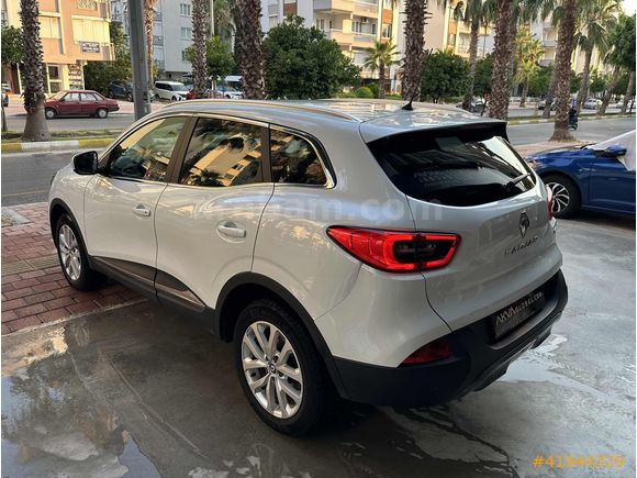 AKVA GLOBALDEN RENAULT KADJAR