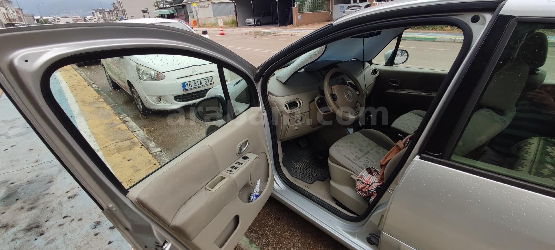 Sahibinden Renault Modus 1.6 Dynamique 2009 Model Bursa 212.779 km Gri (metalik) 7