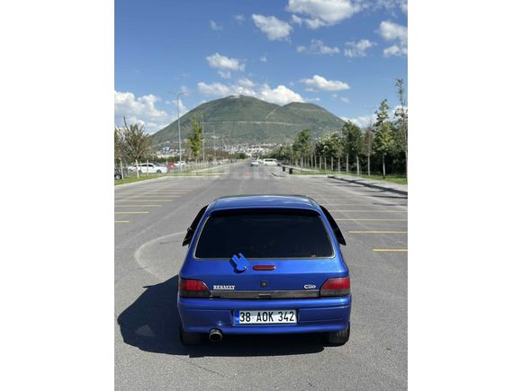 Sahibinden Renault Clio 1.8 RSi 1997 Model 