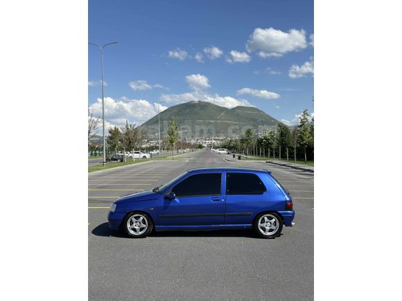 Sahibinden Renault Clio 1.8 RSi 1997 Model 