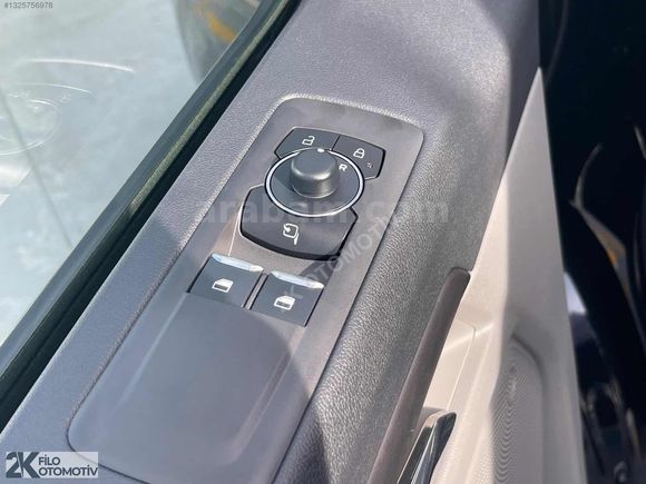 2K OTOMOTİV'DEN 2025 MODEL FORD TOURNEO CUSTOM TİTANİUM PLUS