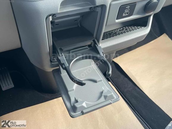 2K OTOMOTİV'DEN 2025 MODEL FORD TOURNEO CUSTOM TİTANİUM PLUS