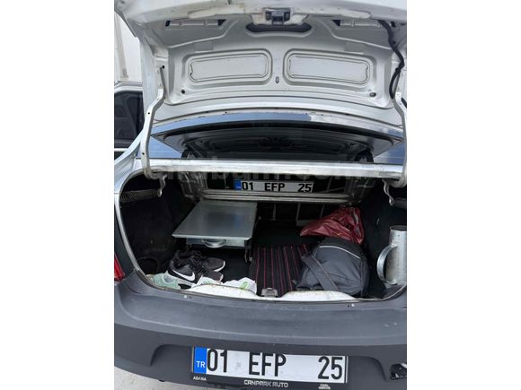 Sahibinden Dacia Logan 1.5 dCi Black Line 2012 Model 
