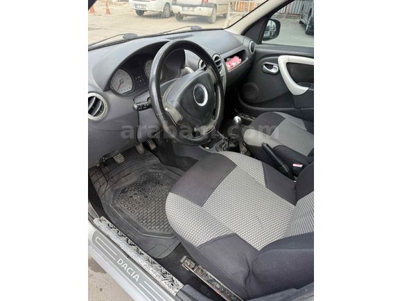 Sahibinden Dacia Logan 1.5 dCi Black Line 2012 Model 