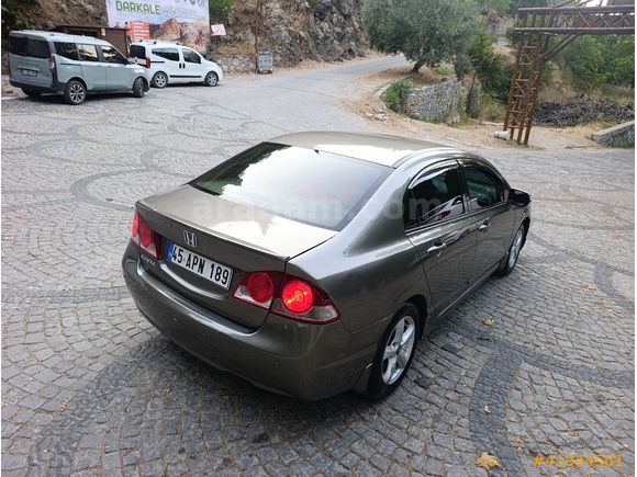 DEGİŞEN SİZ KM CANAVARI CİVİC