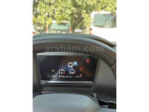 Sahibinden Citroen C4 X 1.2 PureTech Feel Bold 2024 Model 