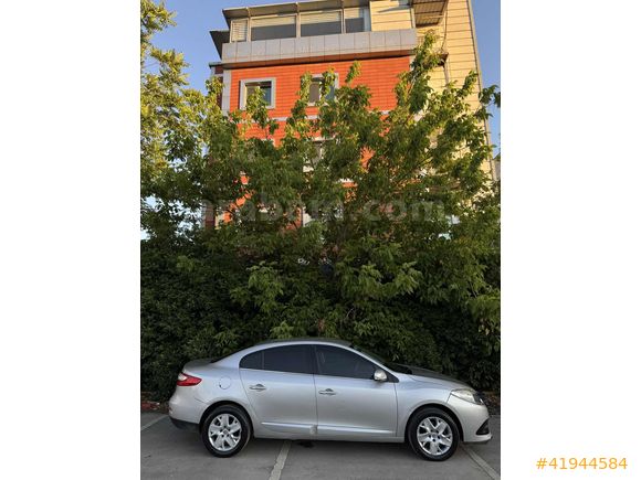 AFC AUTO DEĞİŞENSİZ PARÇA BOYALI OTOMATİK FLUENCE