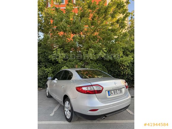 AFC AUTO DEĞİŞENSİZ PARÇA BOYALI OTOMATİK FLUENCE