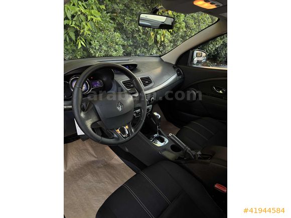AFC AUTO DEĞİŞENSİZ PARÇA BOYALI OTOMATİK FLUENCE