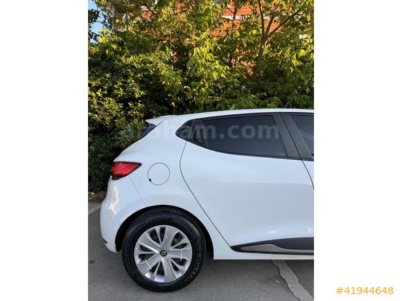 AFC AUTO DEĞİŞENSİZ PARÇA BOYALI MAKYAJLI CLIO