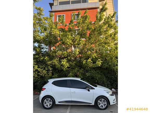 AFC AUTO DEĞİŞENSİZ PARÇA BOYALI MAKYAJLI CLIO