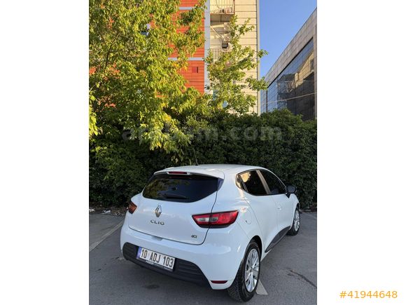 AFC AUTO DEĞİŞENSİZ PARÇA BOYALI MAKYAJLI CLIO