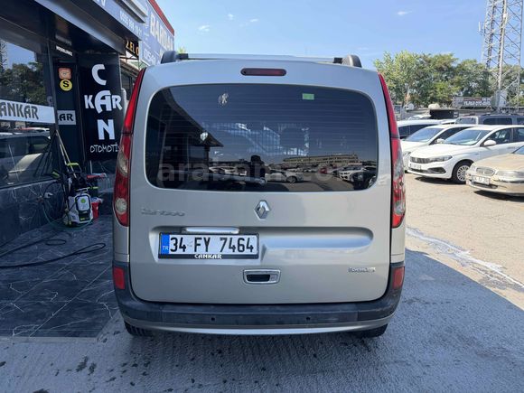 Galeriden Renault Kangoo Multix 1.5 dCi 6 İLERİ 105 HP 2009 Model İstanbul