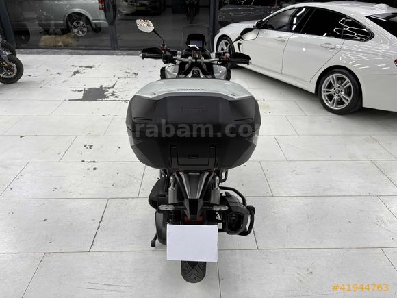 VM AUTO'DAN HONDA ADV 350 HATASIZ KAZASIZ