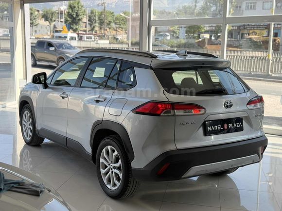 Galeriden Toyota Corolla Cross 1.8 Hybrid Flame X-Pack 2023 Model