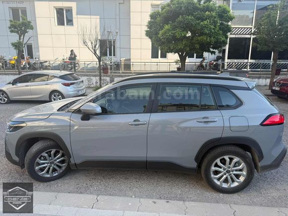 Galeriden Toyota Corolla Cross 1.8 Hybrid Flame X-Pack 2024 Model