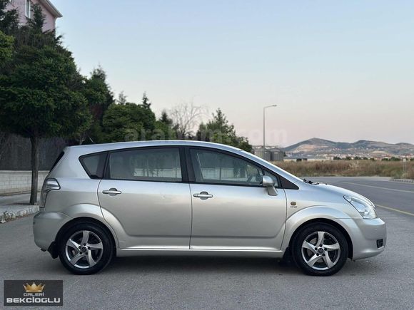 2004 Verso 1.6 Comfort