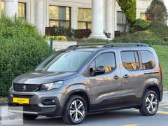 GALERİ MAVİ'DEN 2023 MODEL HATASIZ DÜŞÜK KM OTOMATİK RİFTER GT