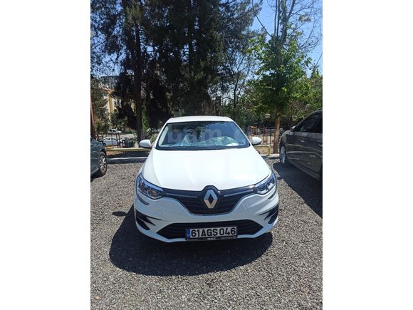 Sahibinden Renault Megane 1.3 TCe Touch 2023 Model