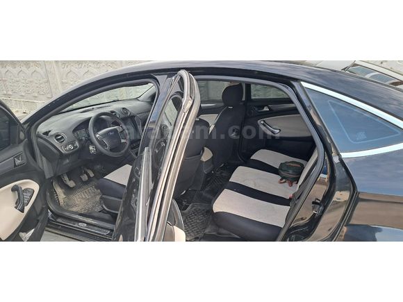 Sahibinden Ford Mondeo 1.6 Titanium 2011 Model