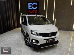 EC AUTO 2022 PEUGEOT RİFTER HATASIZ BOYASIZ TRAMERSİZ 12 TKST