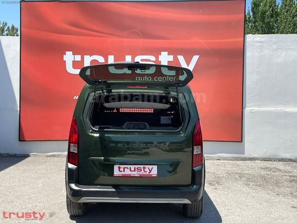 TRUSTY ONATÇA'DAN PEUGEOT RİFTER