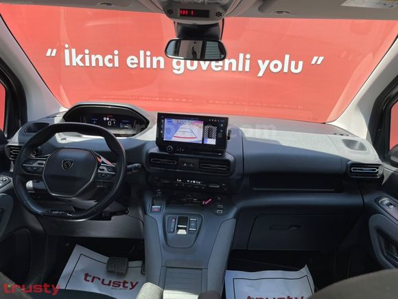 TRUSTY ONATÇA'DAN PEUGEOT RİFTER