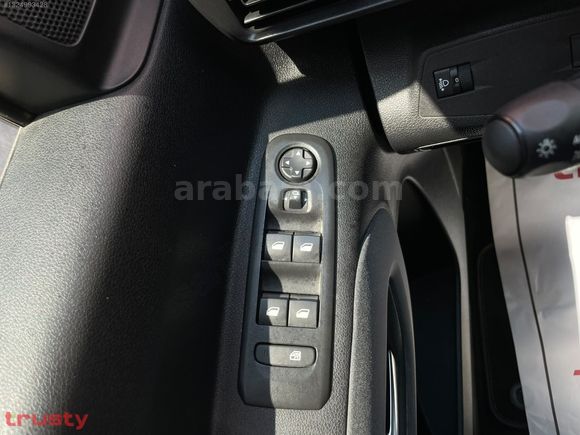 TRUSTY ONATÇA'DAN PEUGEOT RİFTER