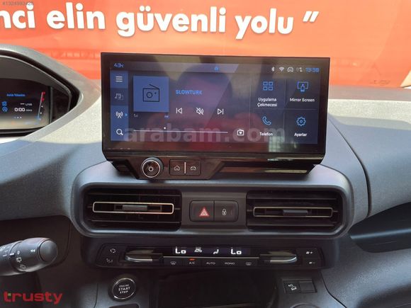 TRUSTY ONATÇA'DAN PEUGEOT RİFTER