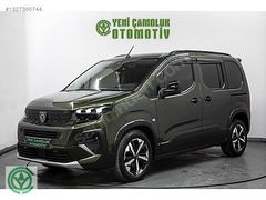 2025 YENİ PEUGEOT RİFTER 1.5 BLUEHDİ 130PS ET8 GT YEŞİL 25.000KM
