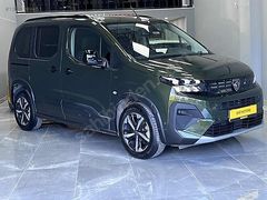ENFİ'DEN 2025 PEUGEOT RİFTER GT HATASIZ BOYASIZ CAM TVN 10 KM