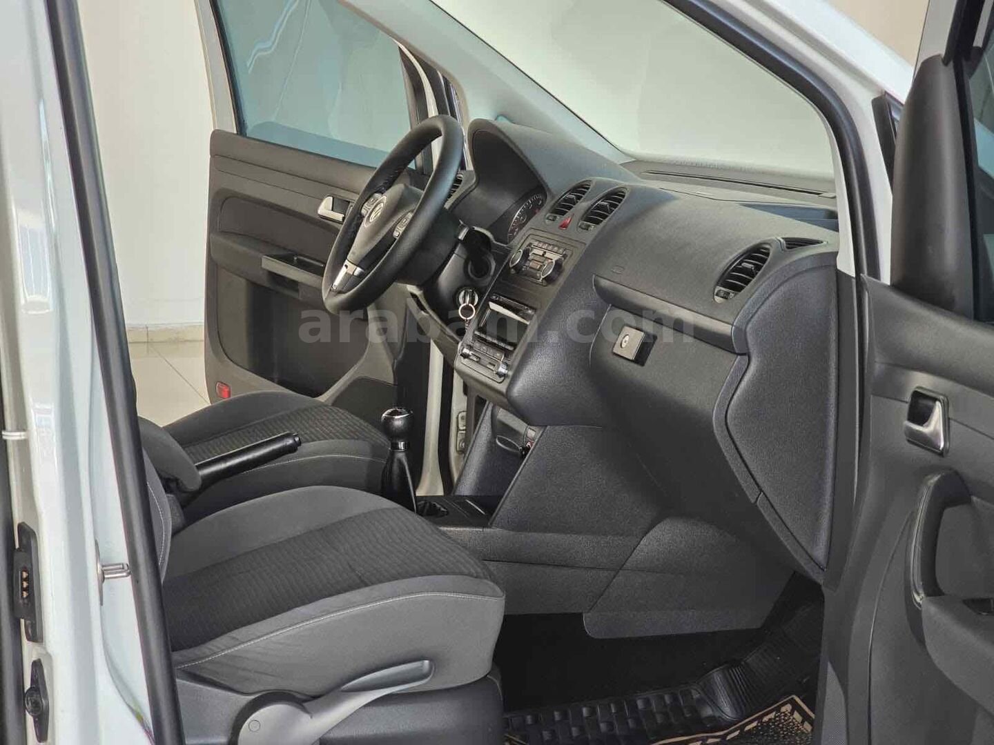 Sahibinden Volkswagen Caddy 1.6 TDI Comfortline 2014 Model Gaziantep 155.000 km Beyaz 6