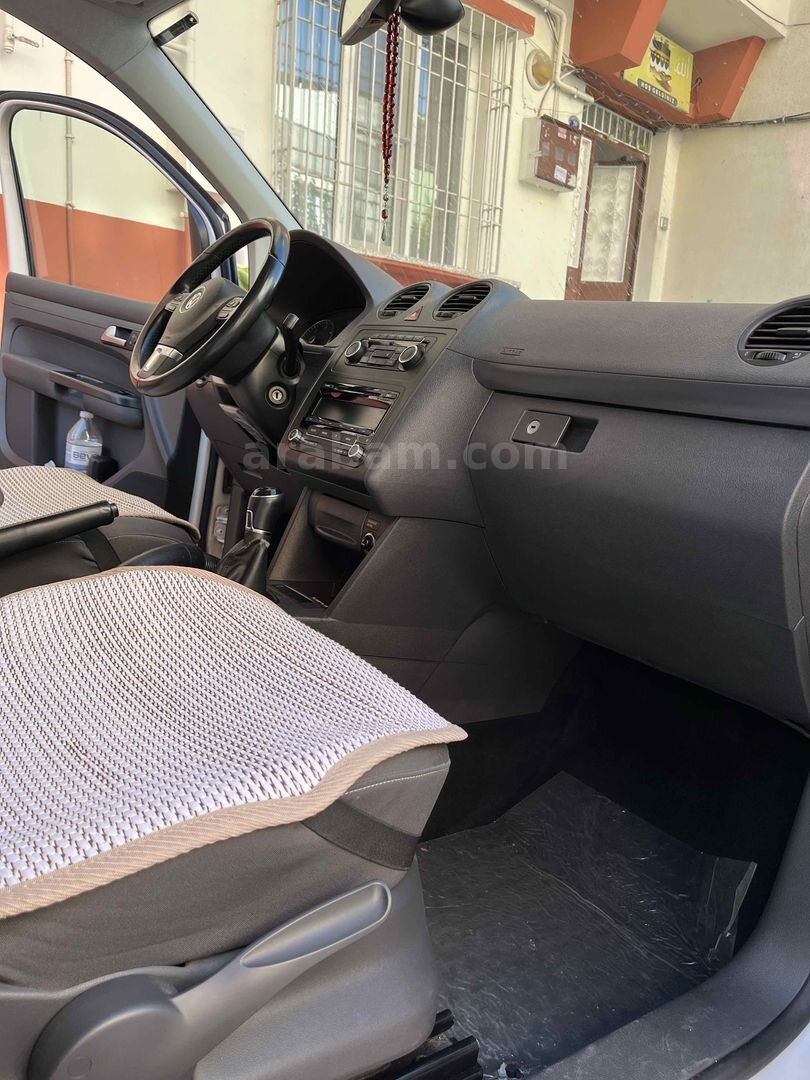 Sahibinden Volkswagen Caddy 1.6 TDI Comfortline 2014 Model Gaziantep 155.000 km Beyaz 4