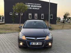 Galeriden Opel Astra 1.3 CDTI Essentia Konfor 2011 Model Tekirdağ