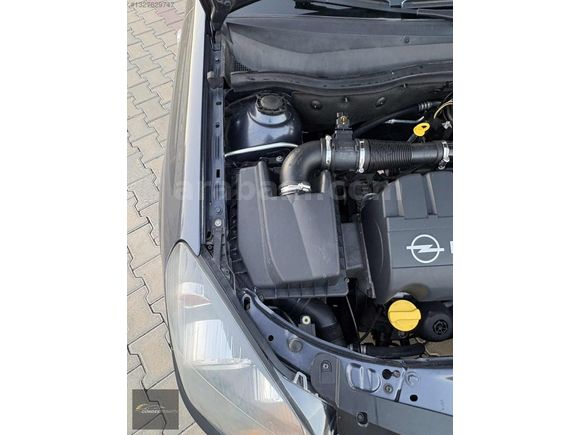 TEMİZ AİLE ARACI OPEL ASTRA 1.3 CDTİ 220.000 KM
