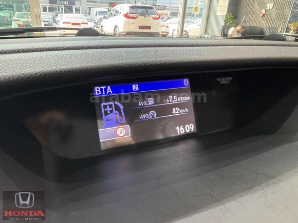 HONDA_ERKAN_2016_CRV_EXECUTİVE_PLUS_80_BİNDE_HATASIZ_BOYASIZ_OTM