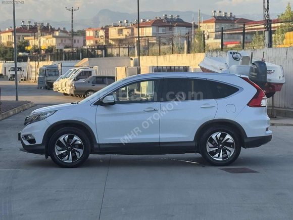 HONDA CR-V EXECUTİVE 4X4 HATASIZ BOYASIZ CAM TAVAN