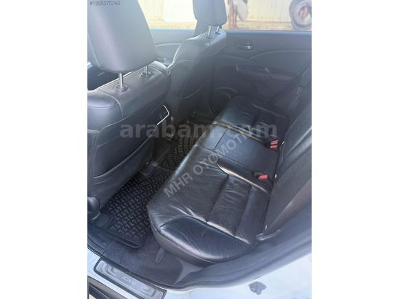 HONDA CR-V EXECUTİVE 4X4 HATASIZ BOYASIZ CAM TAVAN