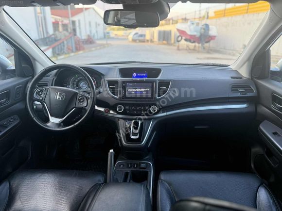 HONDA CR-V EXECUTİVE 4X4 HATASIZ BOYASIZ CAM TAVAN
