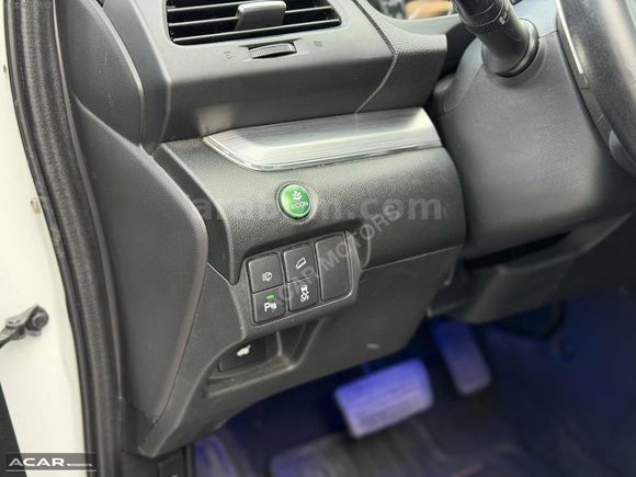 HONDA CR-V 4x4 Executive CAM TAVAN GERİ GÖRÜŞ K ISITMA