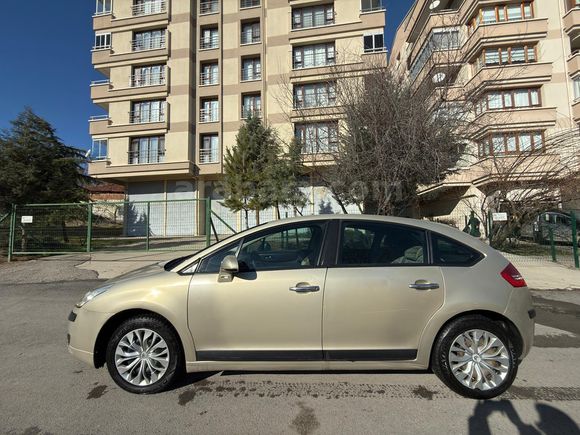Değişensiz Aile Aracı Citroen C4 1.4 SX 2005 