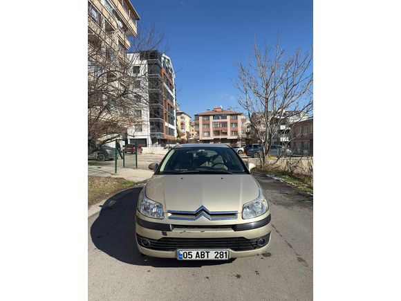 Değişensiz Aile Aracı Citroen C4 1.4 SX 2005 