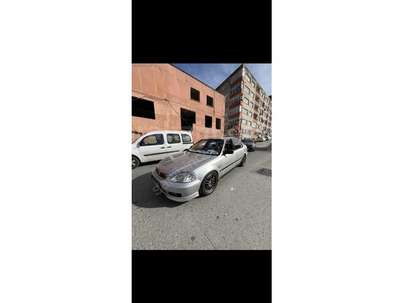 Sahibinden Honda Civic 1.6 i ES 2000 Model