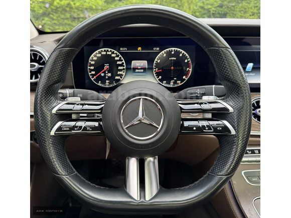 AKE MOTORS'dan Mercedes E180 Exclusive E.BAGAJ/CAMTAVAN/COMAND !
