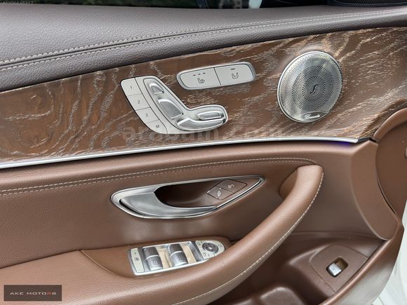 AKE MOTORS'dan Mercedes E180 Exclusive E.BAGAJ/CAMTAVAN/COMAND !