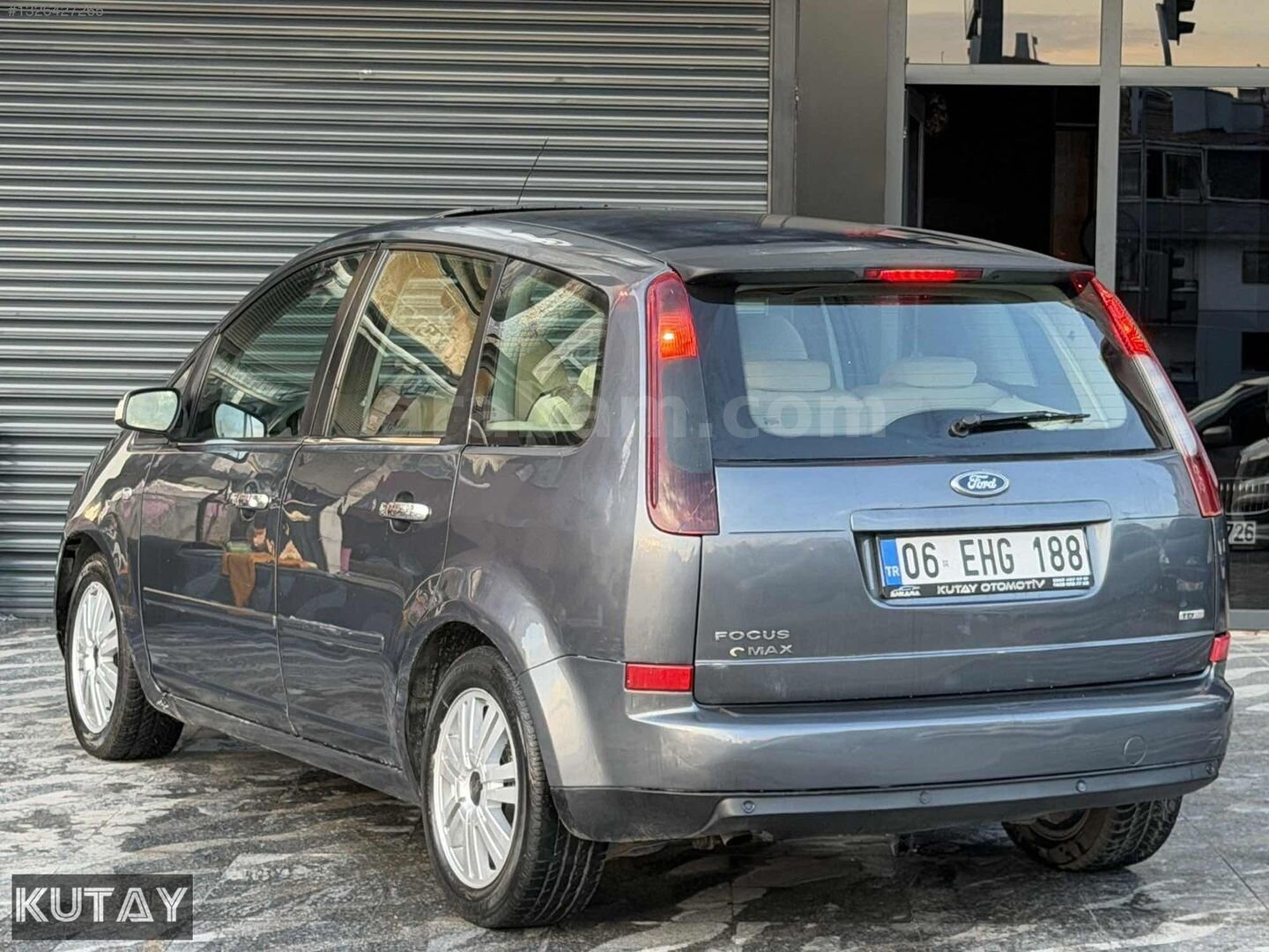 Galeriden Ford C-Max 1.6 TDCi Ghia 2004 Model Ankara 420.000 km Gri 4