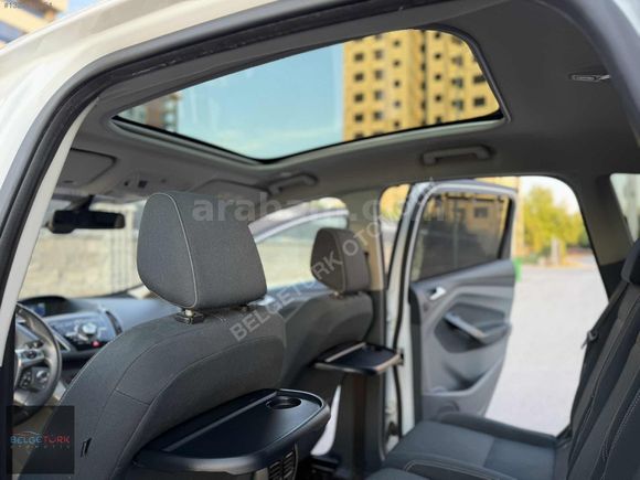 2012 MODEL 91.000 KMDE BOYASIZ CAM TAVANLI TİTANIUM X FORD C-MAX