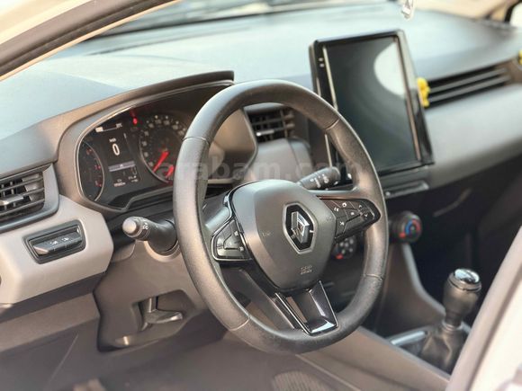 Sahibinden Renault Clio 1.0 SCe Joy 2022 Model 