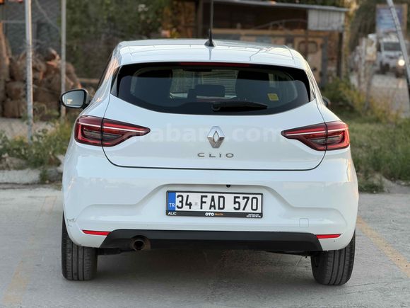 Sahibinden Renault Clio 1.0 SCe Joy 2022 Model 