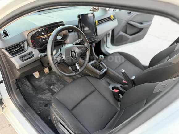 Sahibinden Renault Clio 1.0 SCe Joy 2022 Model 
